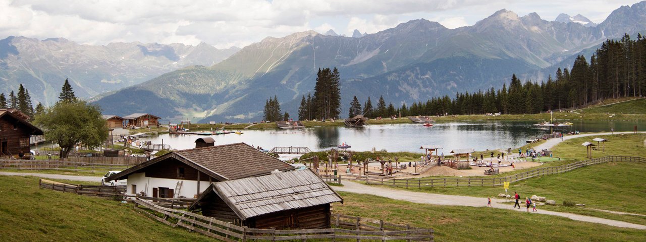 Chata Seealm Hög je zasazena v krásné krajině, © Tirol Werbung/Frank Bauer