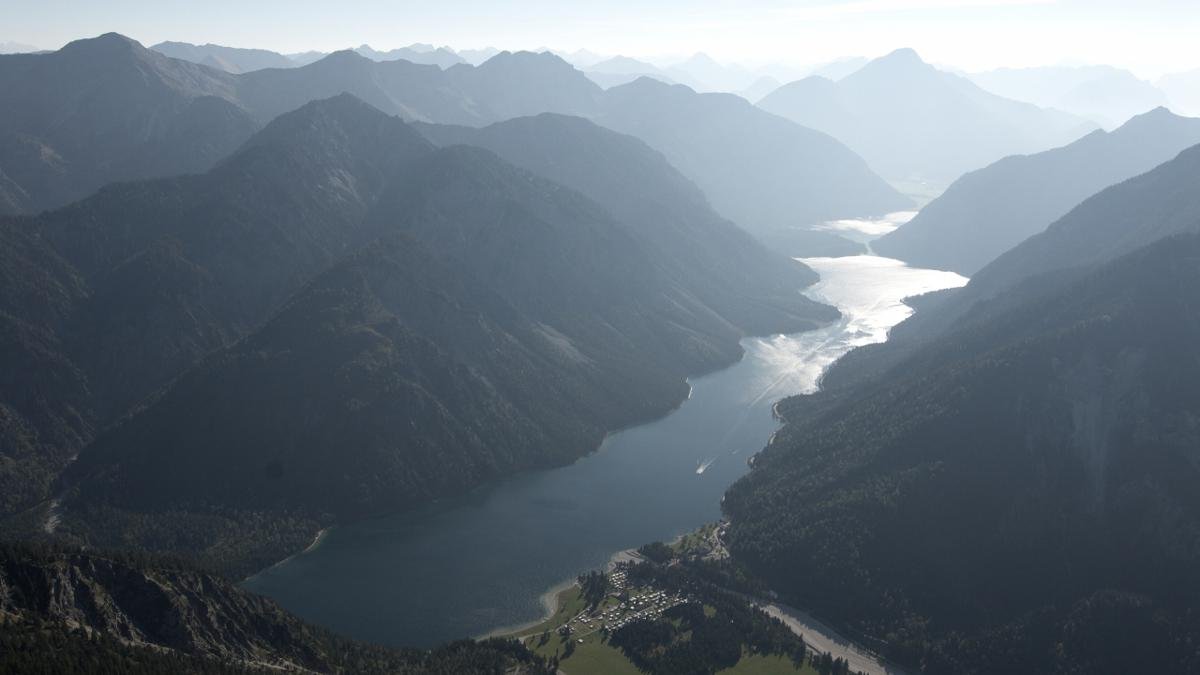 Jezera Lake Plansee a Heiterwanger See, © Naturparkregion Reutte