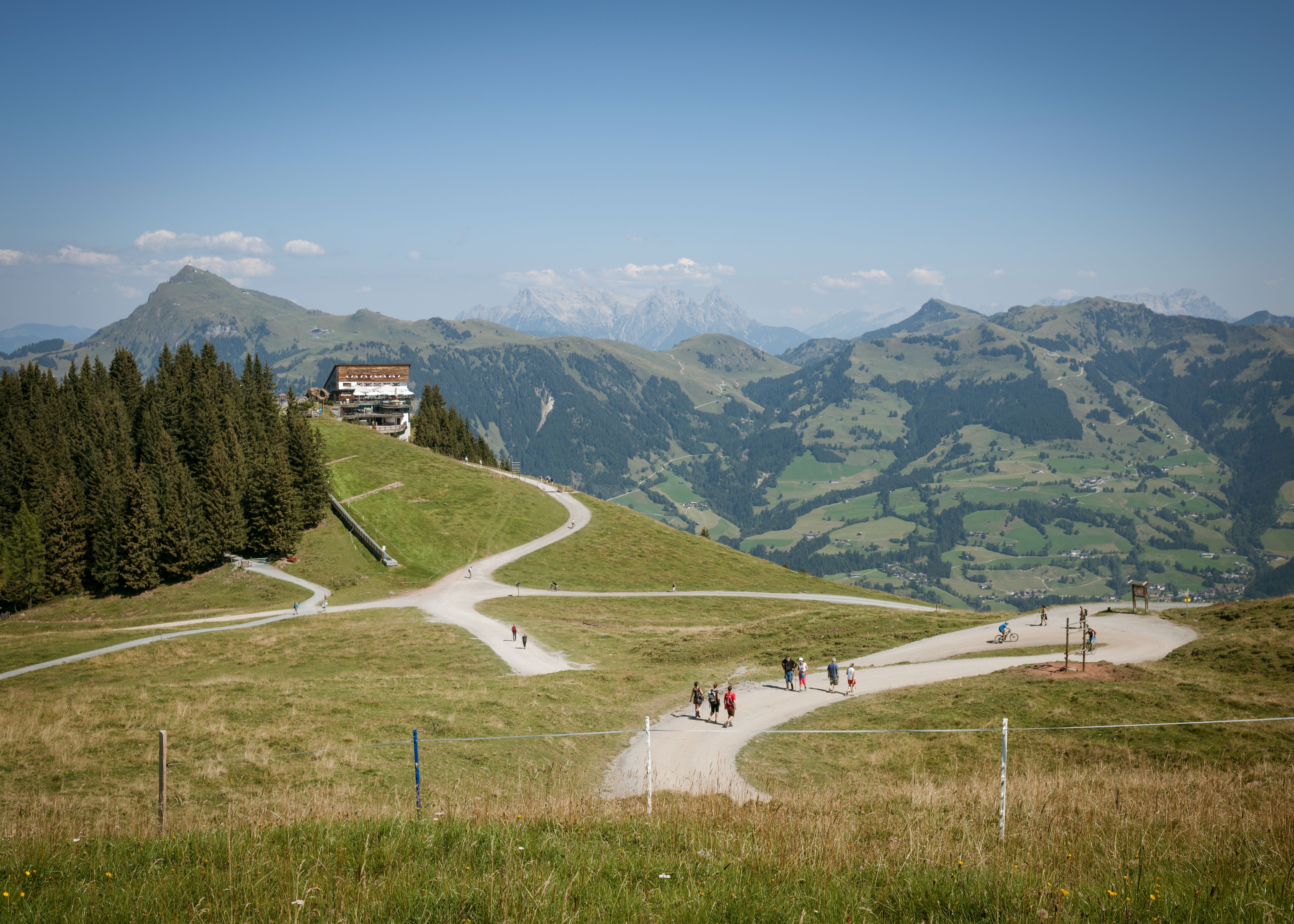 Blick auf den Hahnenkamm in Kitzbühel