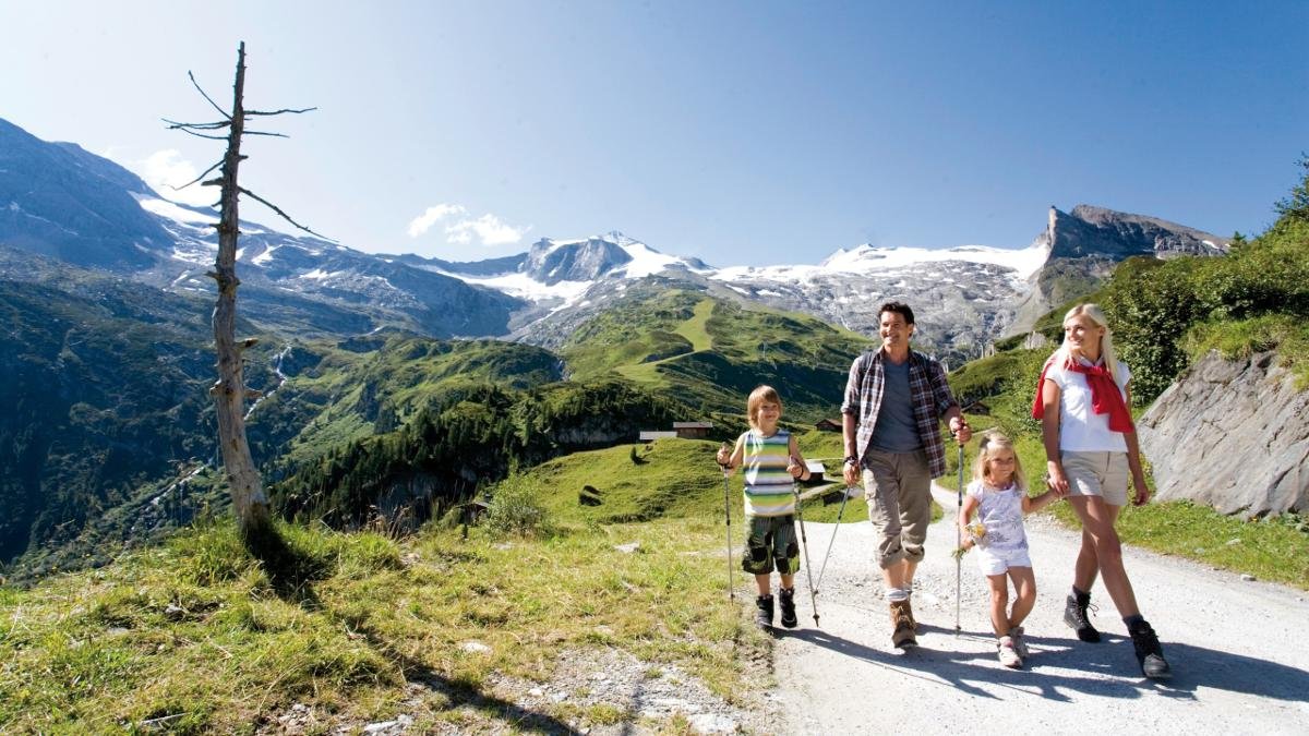 Pěší túra napříč přírodním parkem Zillertalské Alpy, © Tux-Finkenberg