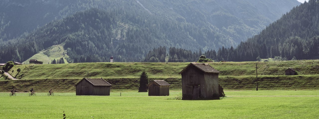 Na gravel biku v údolí Lechtal, © Tannheimer Tal